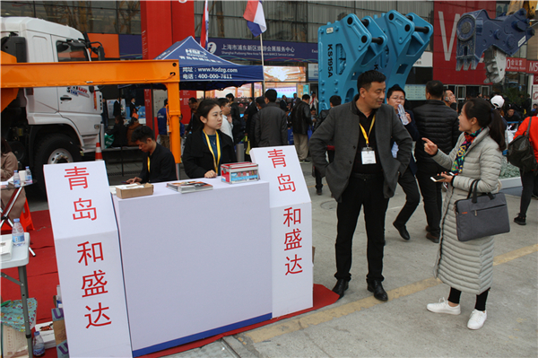 <a href='http://www.hsdzg.com/p28071/'><b>混凝土输送泵</b></a>