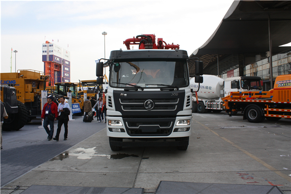 混凝土<a href='http://www.hsdzg.com/p28171/'><b>泵车</b></a>