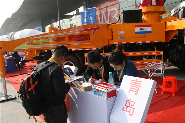 <a href='http://www.hsdzg.com/p28071/'><b>混凝土输送泵</b></a>价格